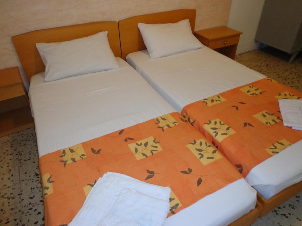 Via Via Hotel Rhodes City Room photo